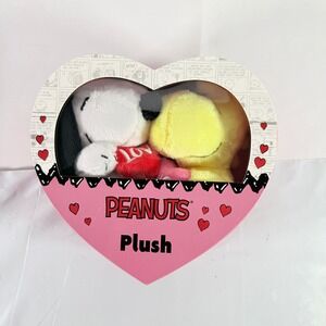 Peanuts Snoopy Woodstock Valentine Plush Gift Set Heart Box Ruz New